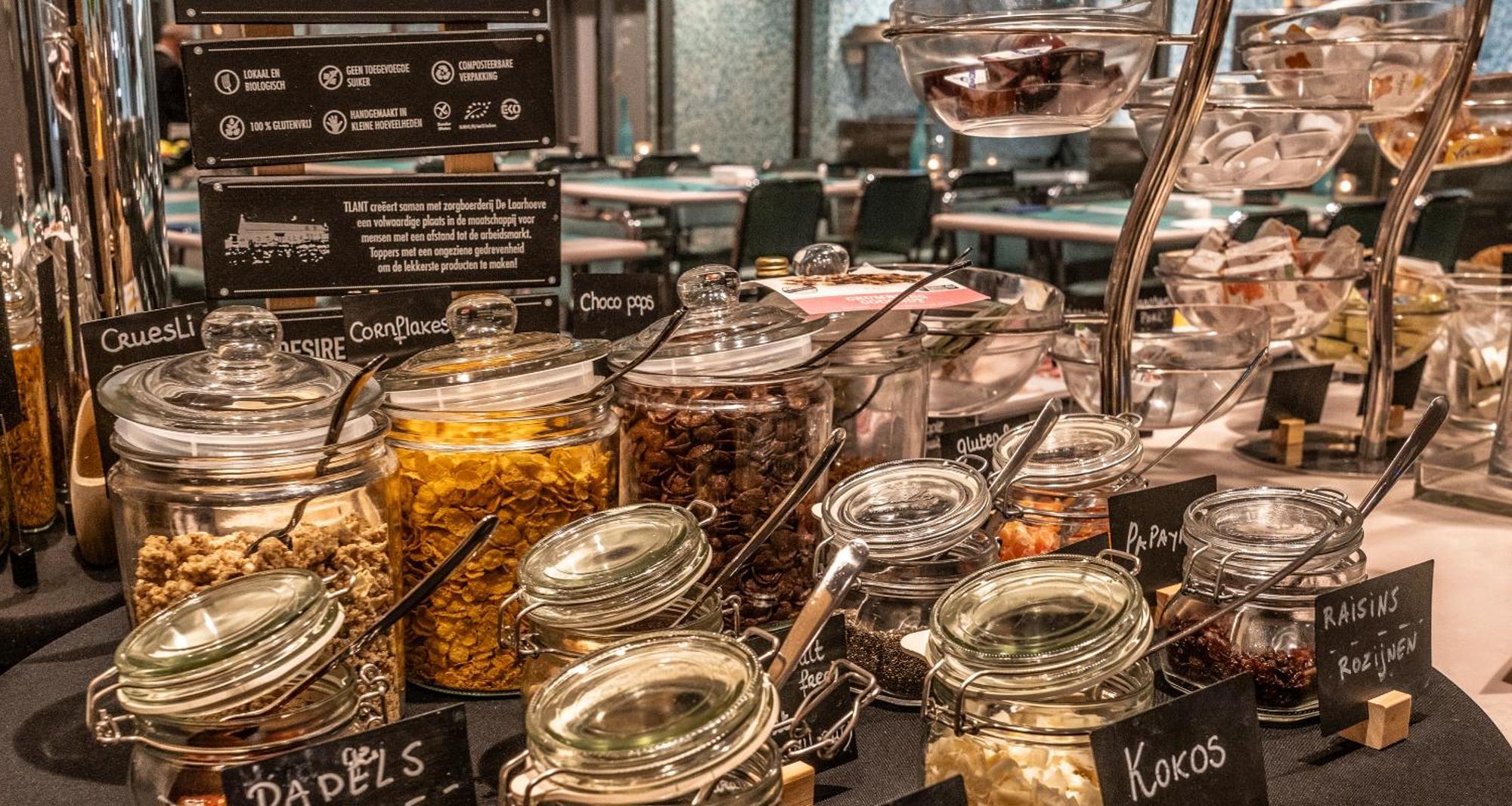 Plaza Premium Grand Winston Hotel Rijswijk Bagian luar foto