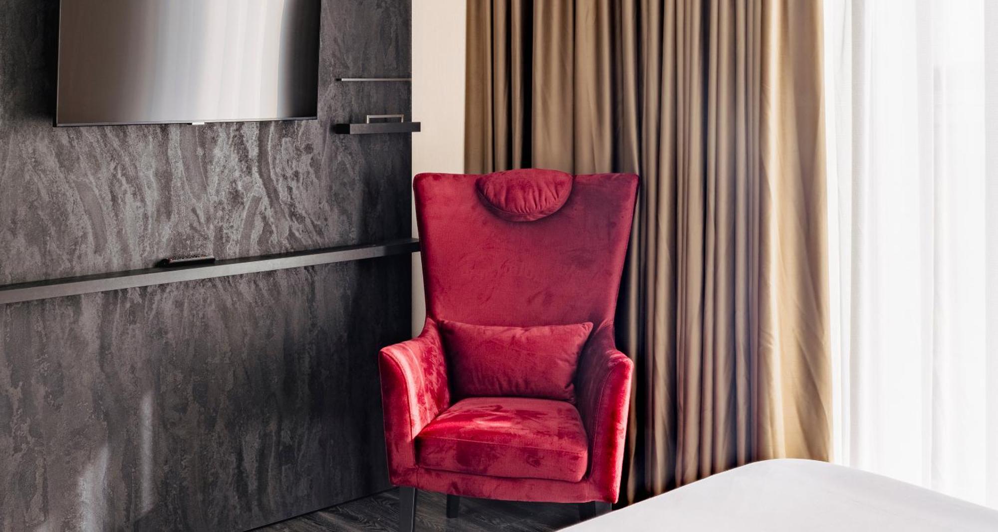 Plaza Premium Grand Winston Hotel Rijswijk Bagian luar foto