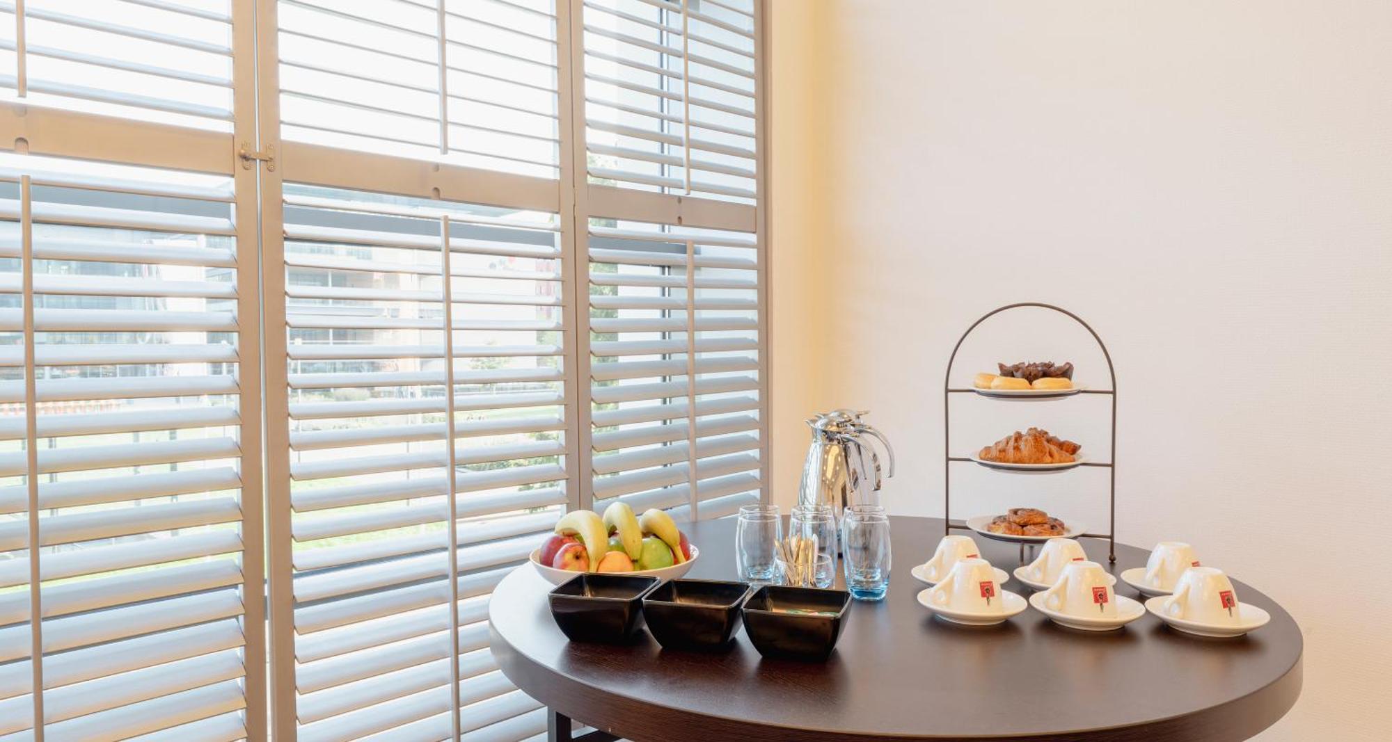 Plaza Premium Grand Winston Hotel Rijswijk Bagian luar foto