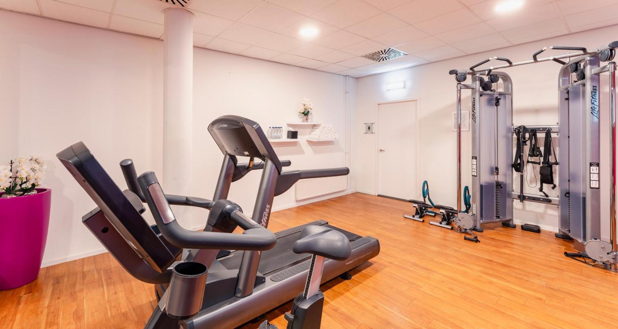 Plaza Premium Grand Winston Hotel Rijswijk Bagian luar foto