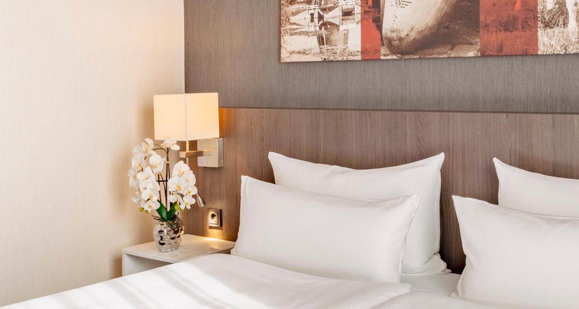Plaza Premium Grand Winston Hotel Rijswijk Ruang foto
